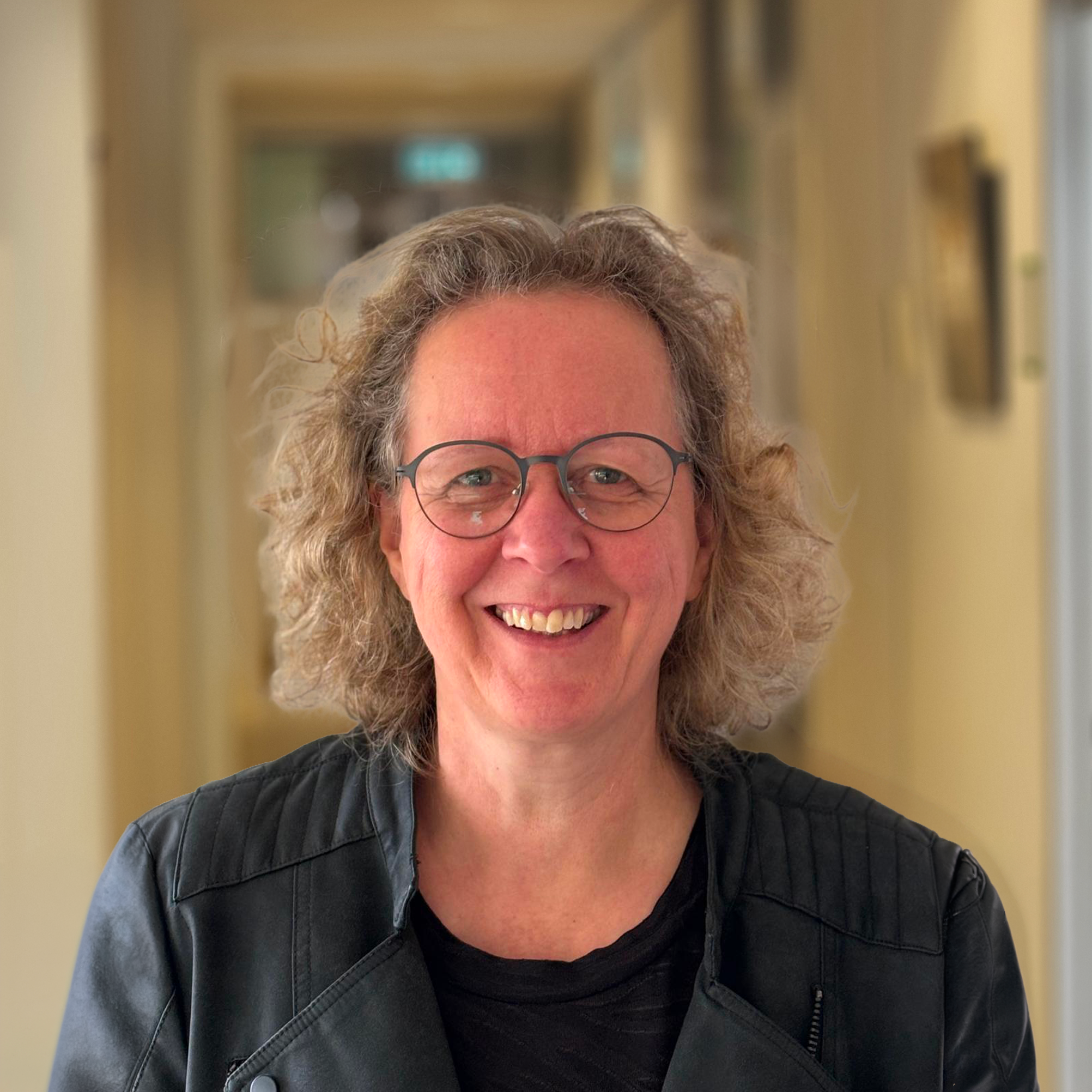 Profielfoto van Monique van de Ven